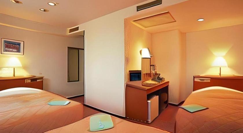 Mizue Dai-Ichi Hotel Tokyo Bagian luar foto